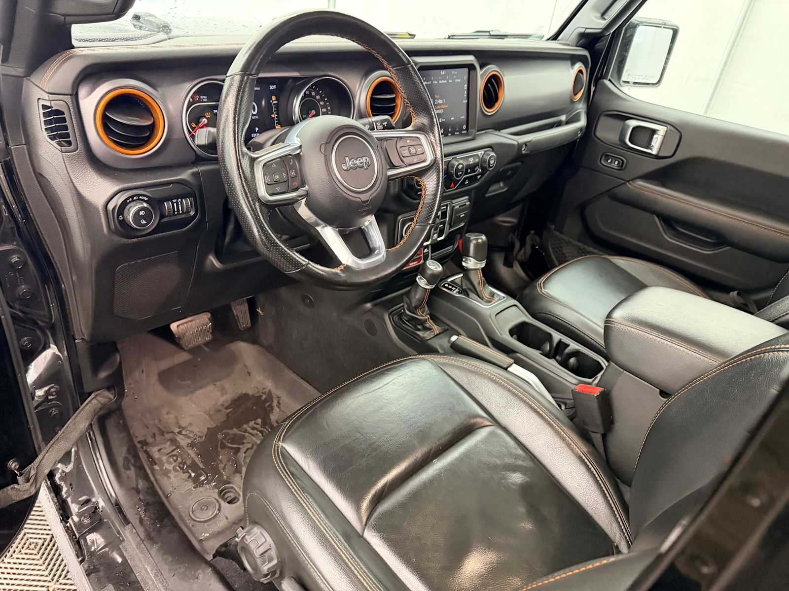 Thumbnail: 2022 Jeep Gladiator - 2