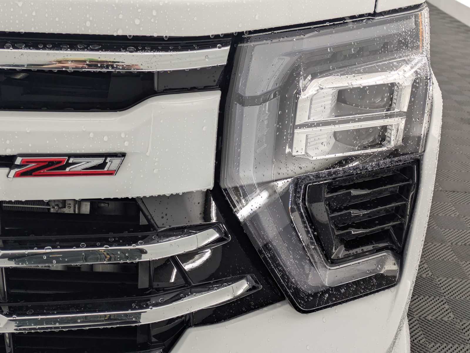 Thumbnail: 2026 Chevrolet Silverado 2500 - 10