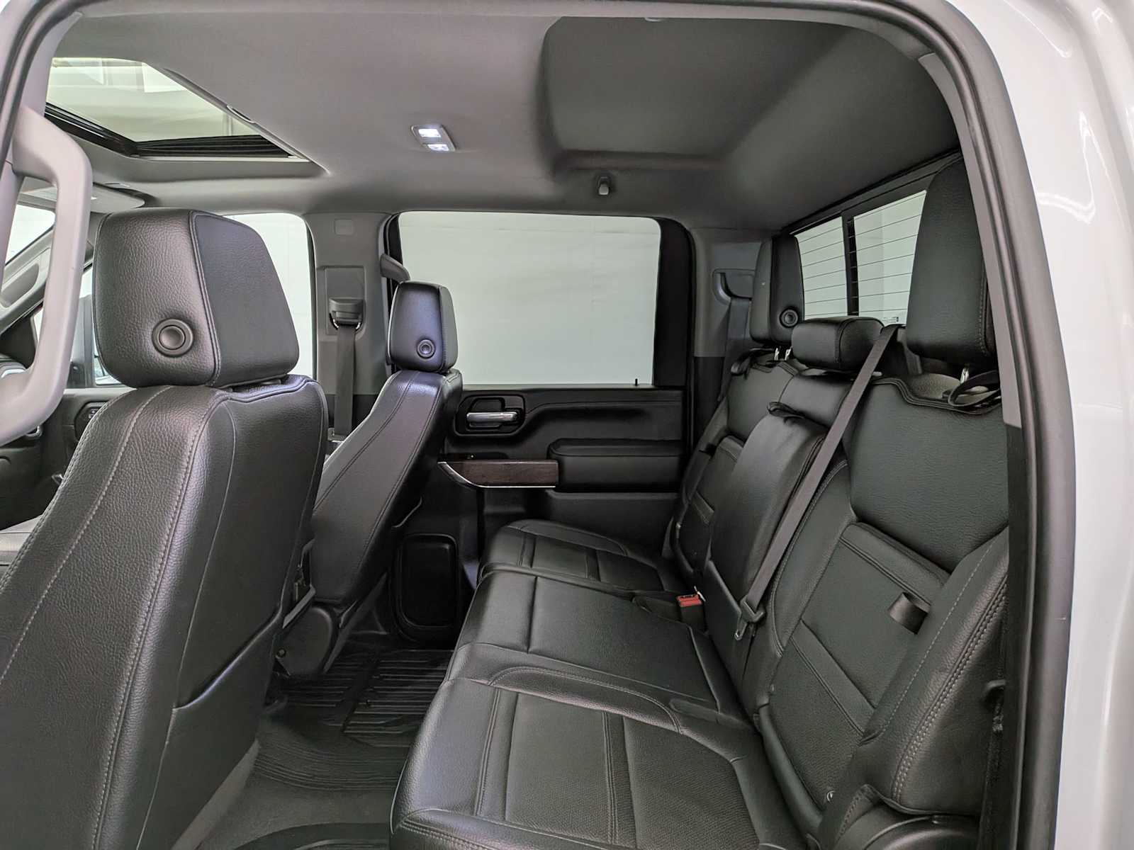 Thumbnail: 2023 GMC Sierra 3500 - 21