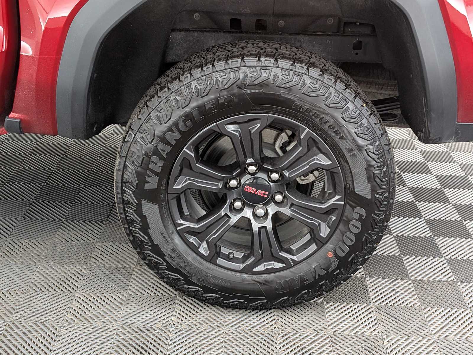 Thumbnail: 2024 GMC Canyon - 14