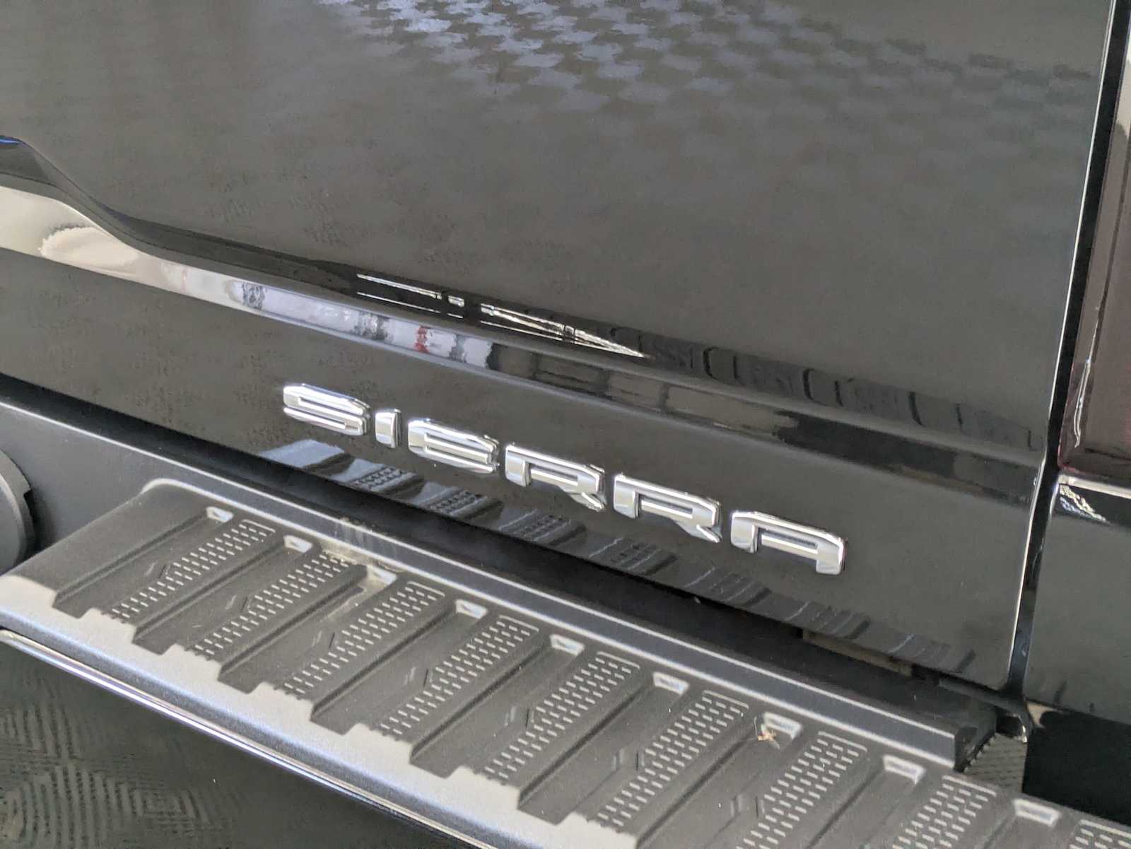 Thumbnail: 2025 GMC Sierra 3500 - 13