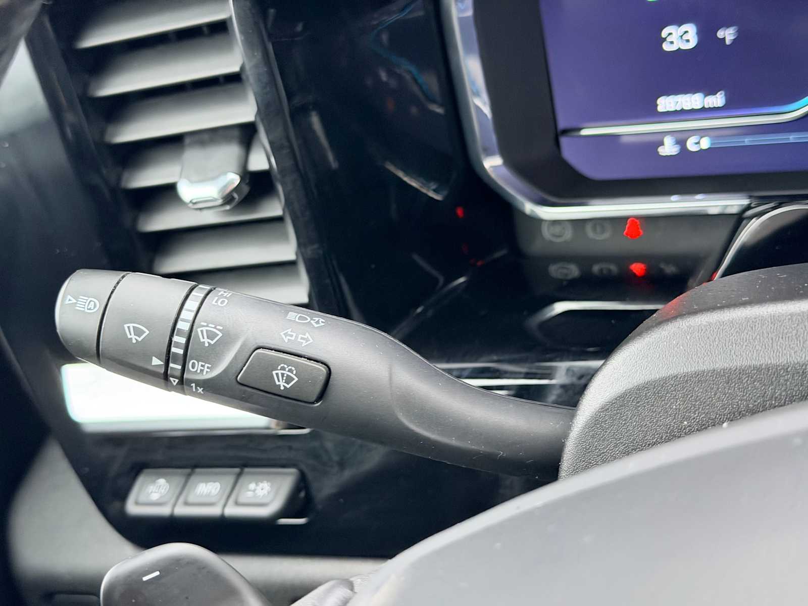 Thumbnail: 2024 Chevrolet Silverado 1500 - 29