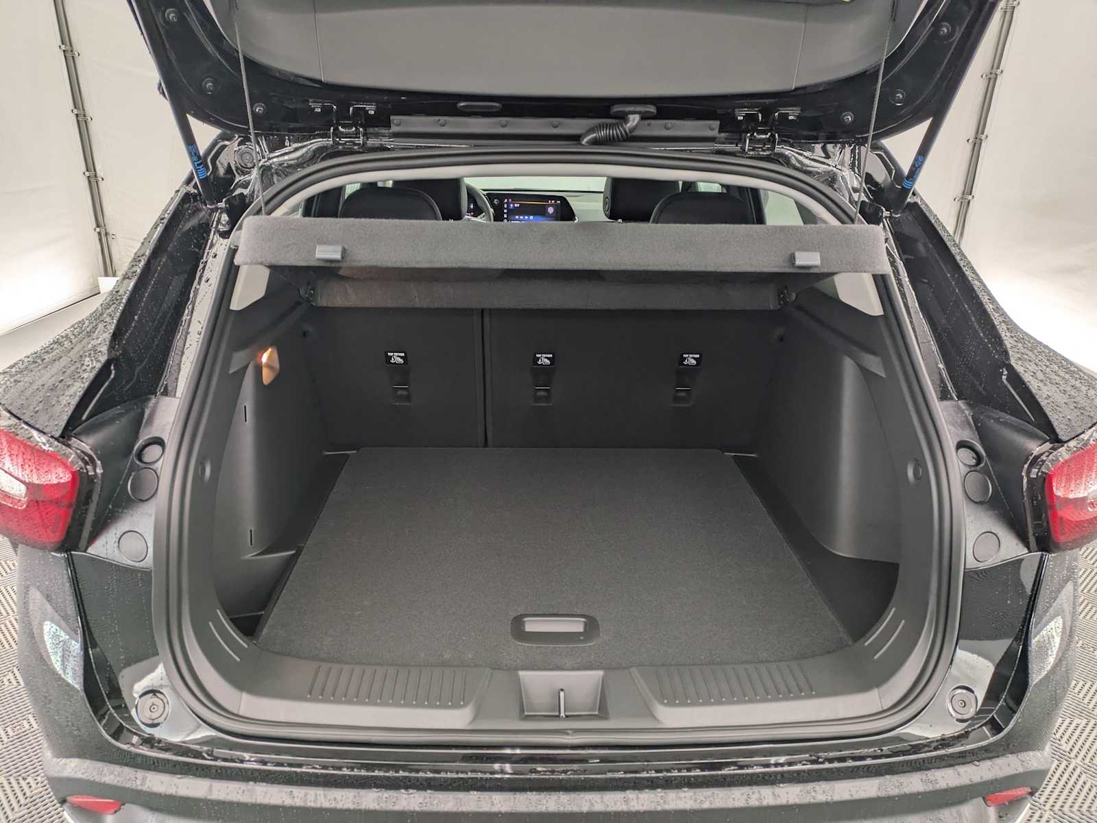 Thumbnail: 2026 Chevrolet Trax - 33