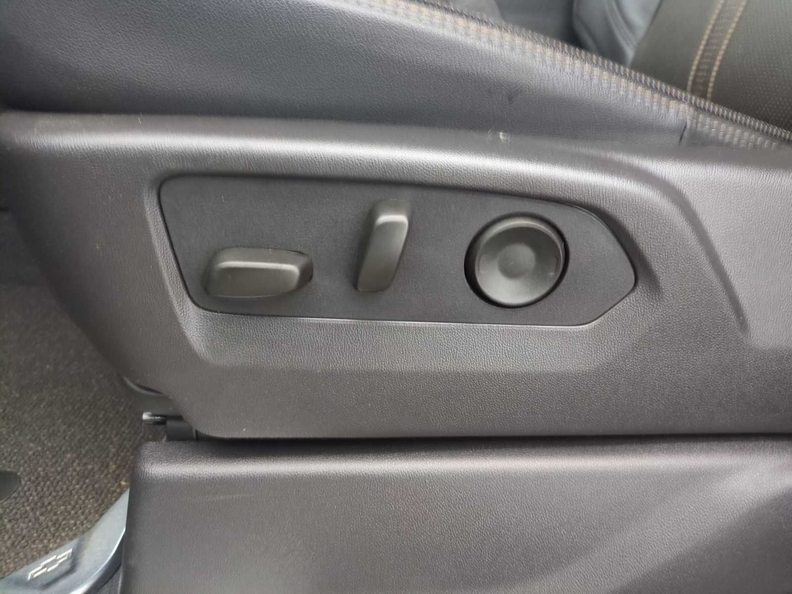 Thumbnail: 2025 Chevrolet Silverado 1500 - 16