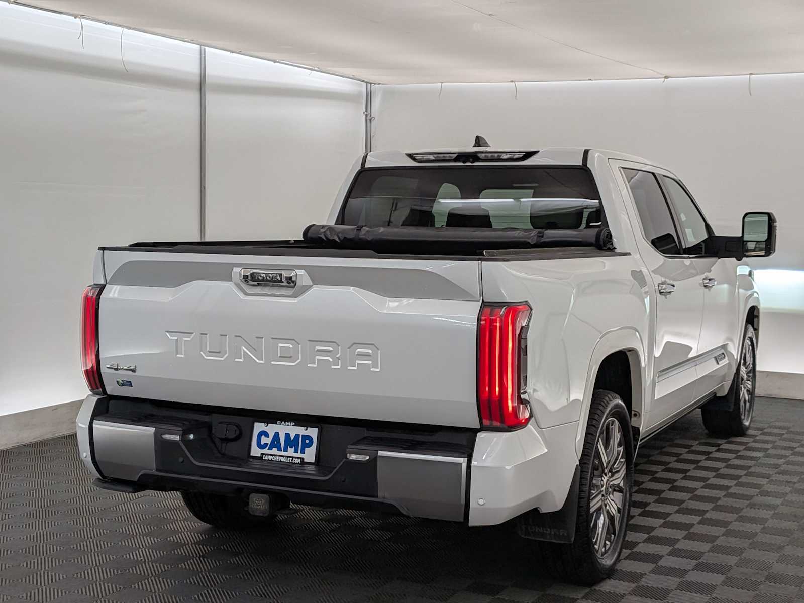 Thumbnail: 2022 Toyota Tundra - 6