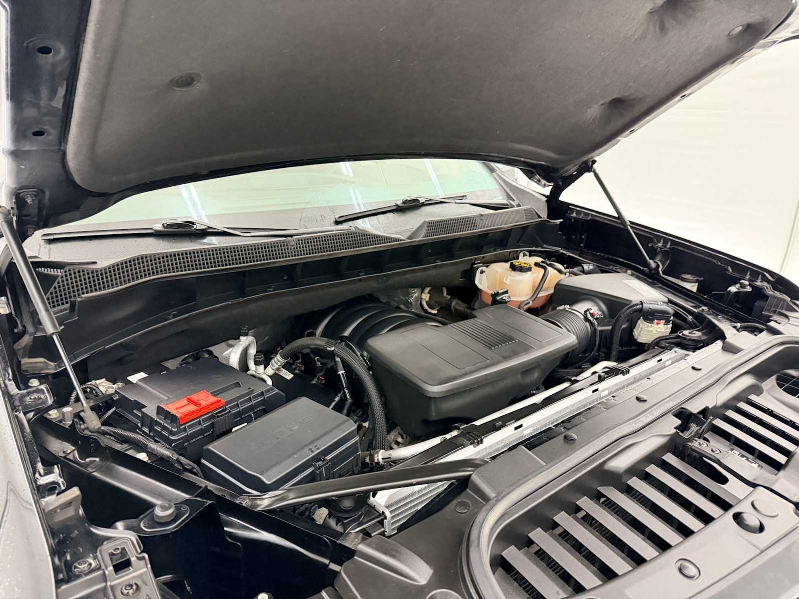 Thumbnail: 2021 Chevrolet Silverado 1500 - 16