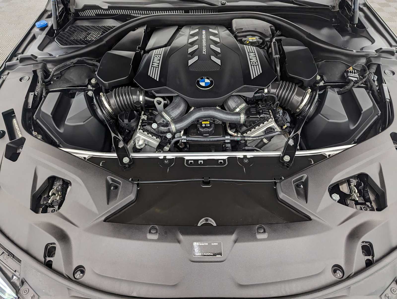 Thumbnail: 2023 BMW 8 Series - 14