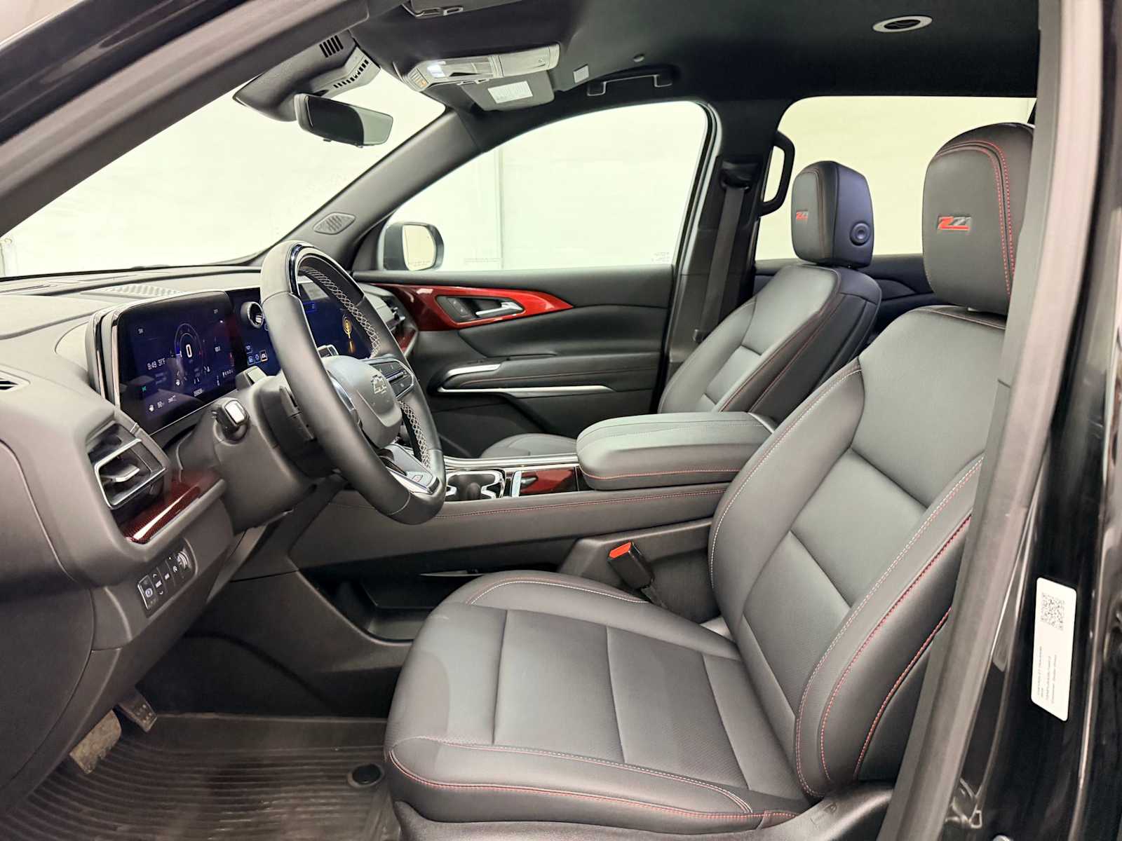 Thumbnail: 2024 Chevrolet Traverse - 17