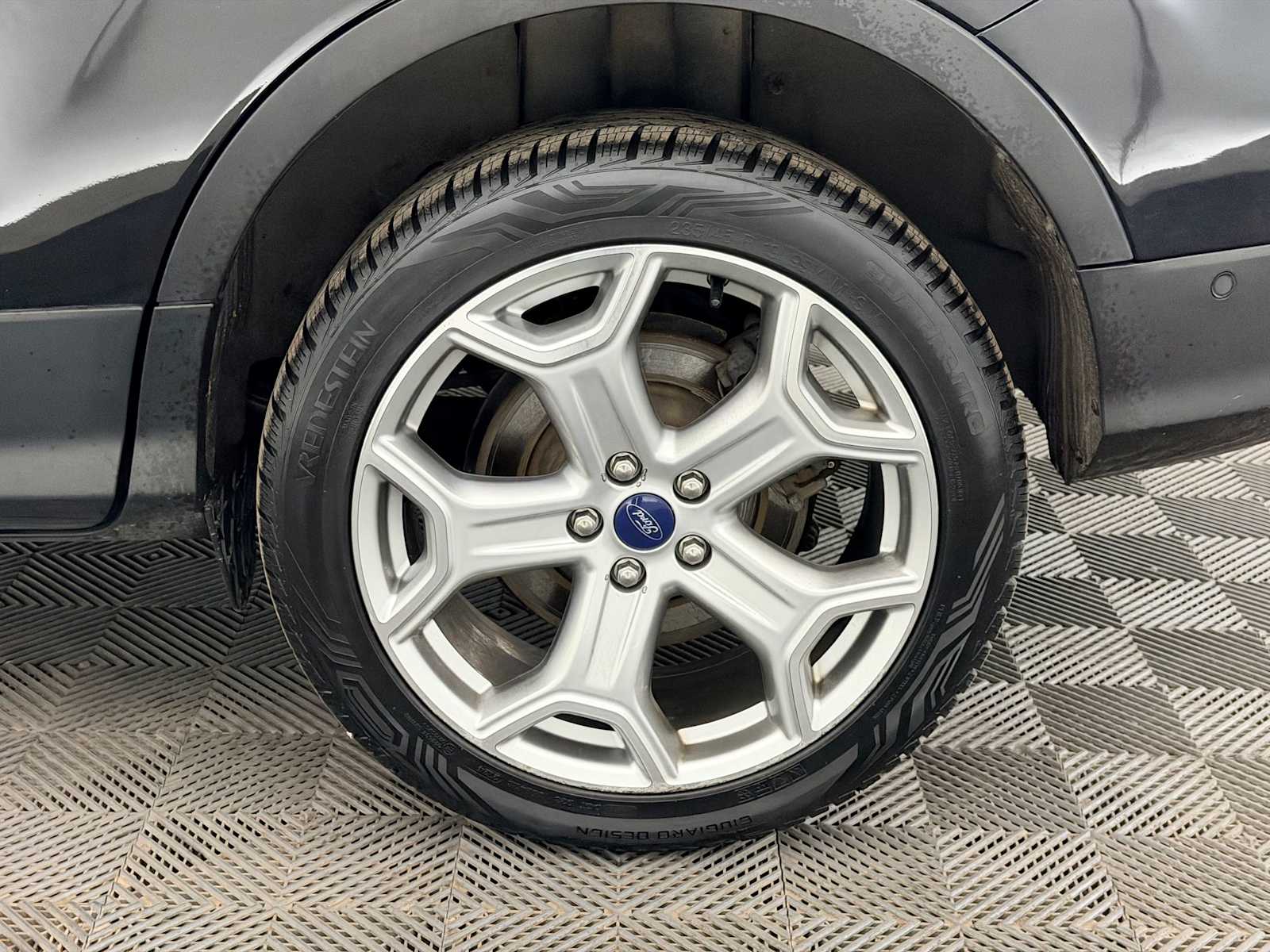 Thumbnail: 2018 Ford Escape - 14