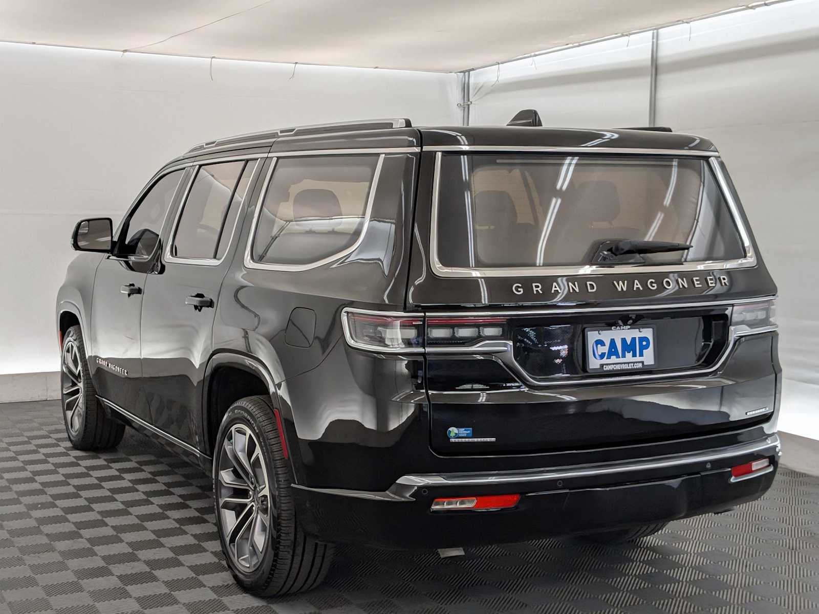 Thumbnail: 2023 Jeep Grand Wagoneer - 4