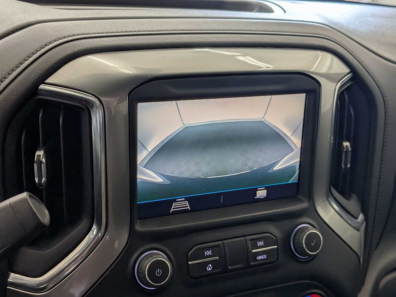 Thumbnail: 2022 Chevrolet Silverado 1500 - 29