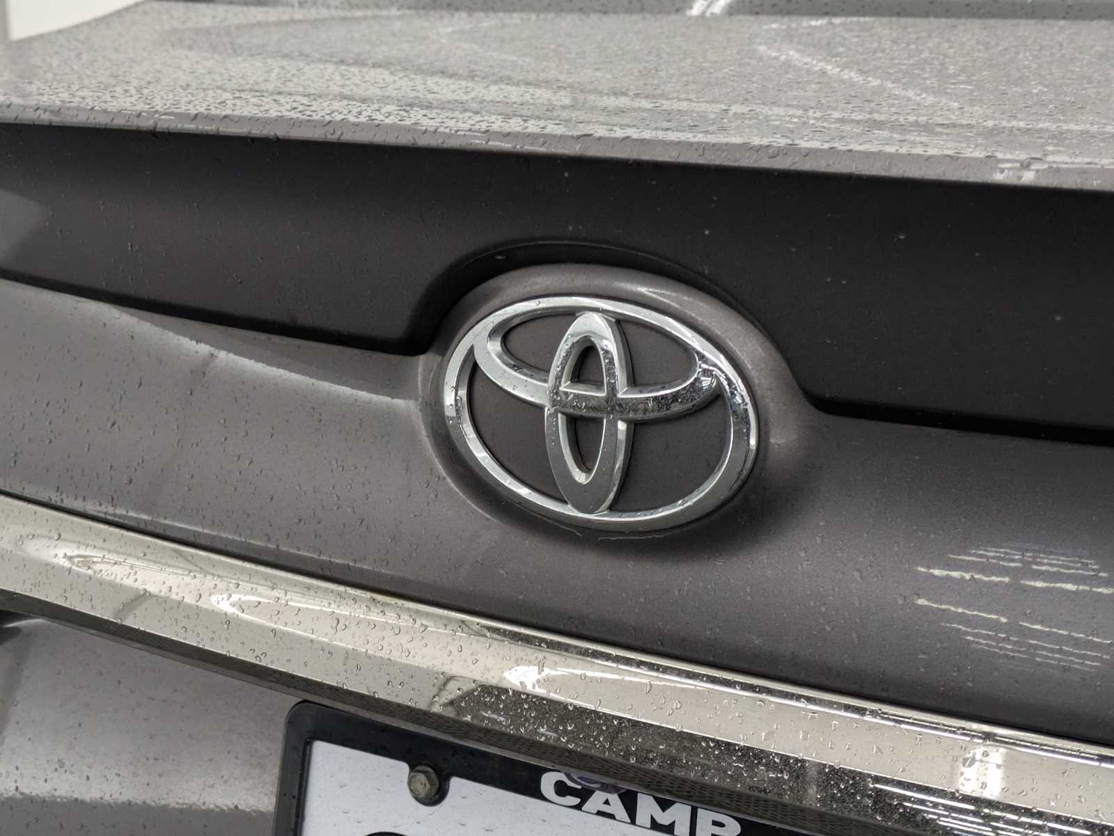 Thumbnail: 2017 Toyota Camry - 11