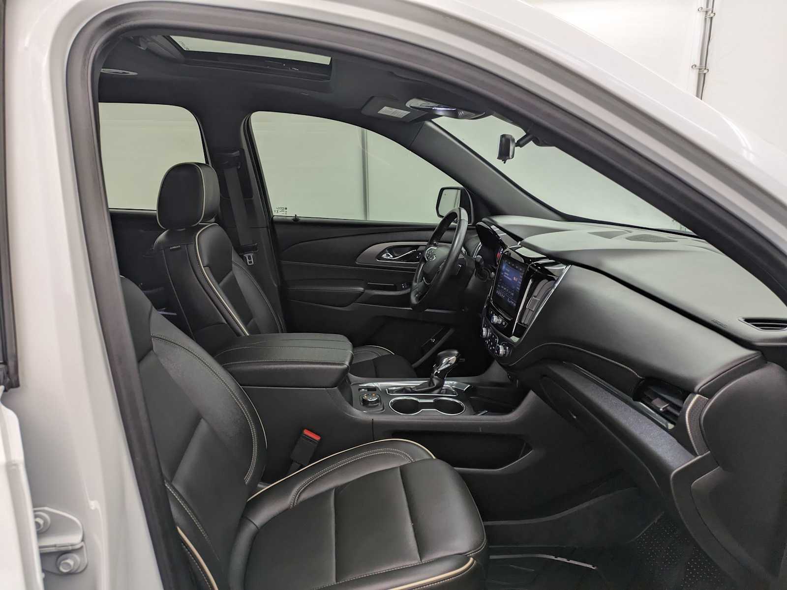 Thumbnail: 2024 Chevrolet Traverse - 24