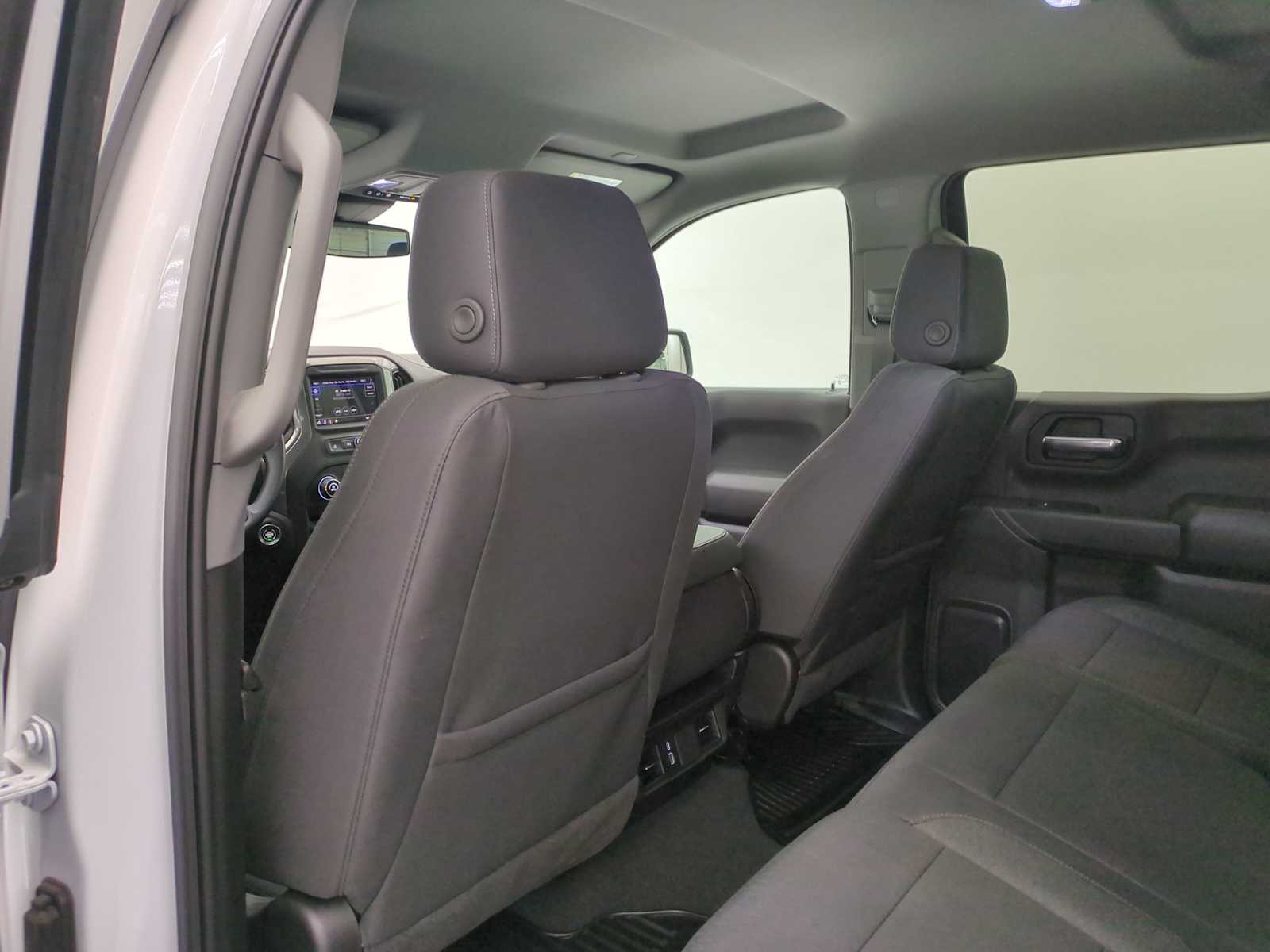 Thumbnail: 2025 Chevrolet Silverado 1500 - 17