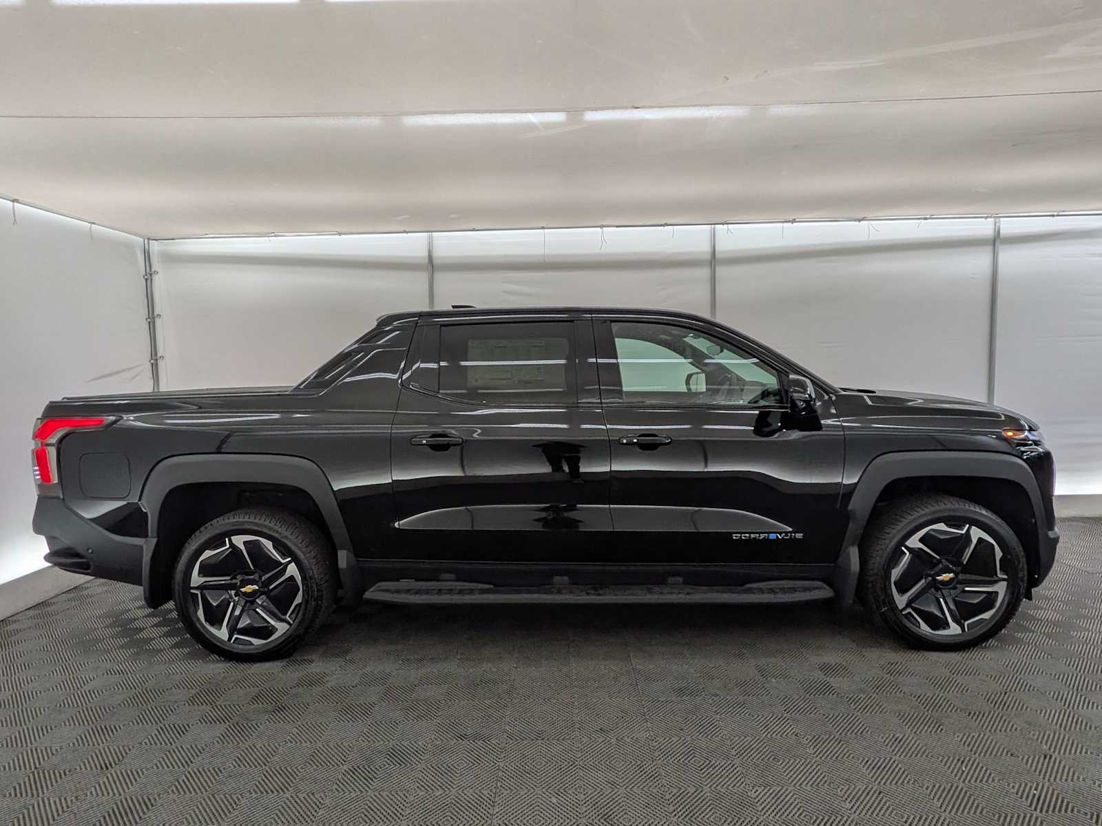 Thumbnail: 2026 Chevrolet Silverado EV - 7