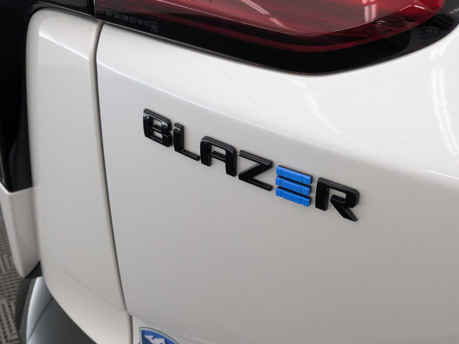 Thumbnail: 2025 Chevrolet Blazer EV - 13