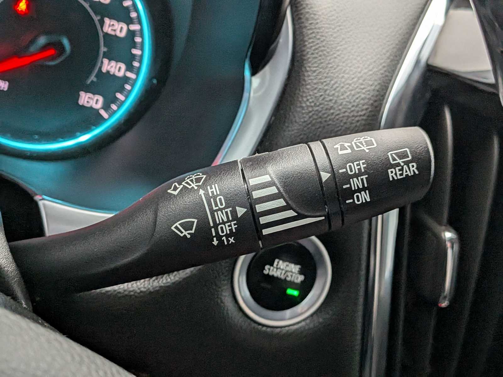 Thumbnail: 2018 Chevrolet Traverse - 25