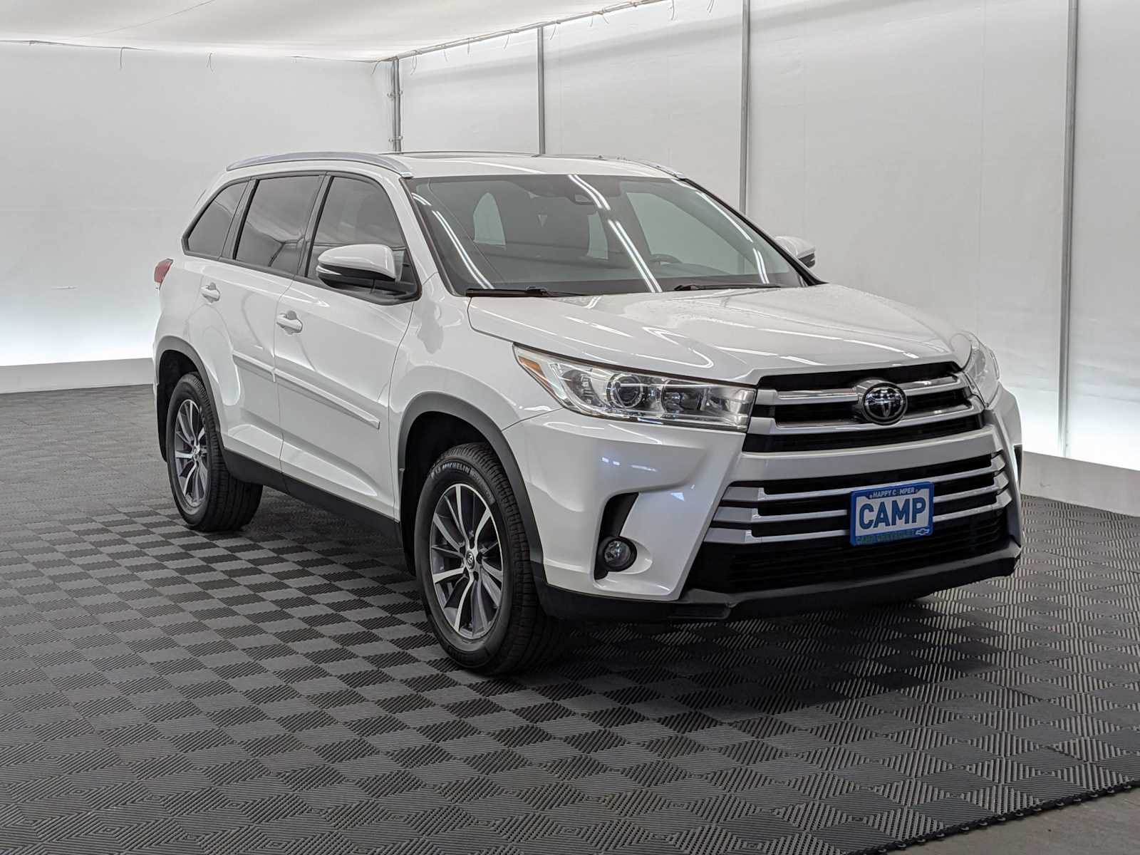 Thumbnail: 2019 Toyota Highlander - 8