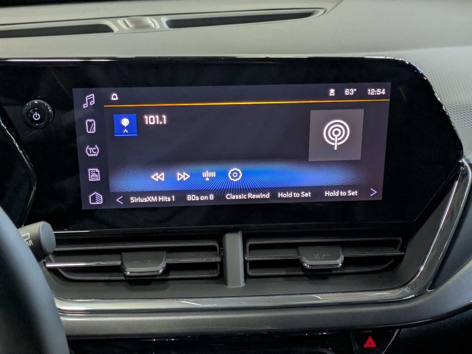 Thumbnail: 2026 Chevrolet Trax - 28