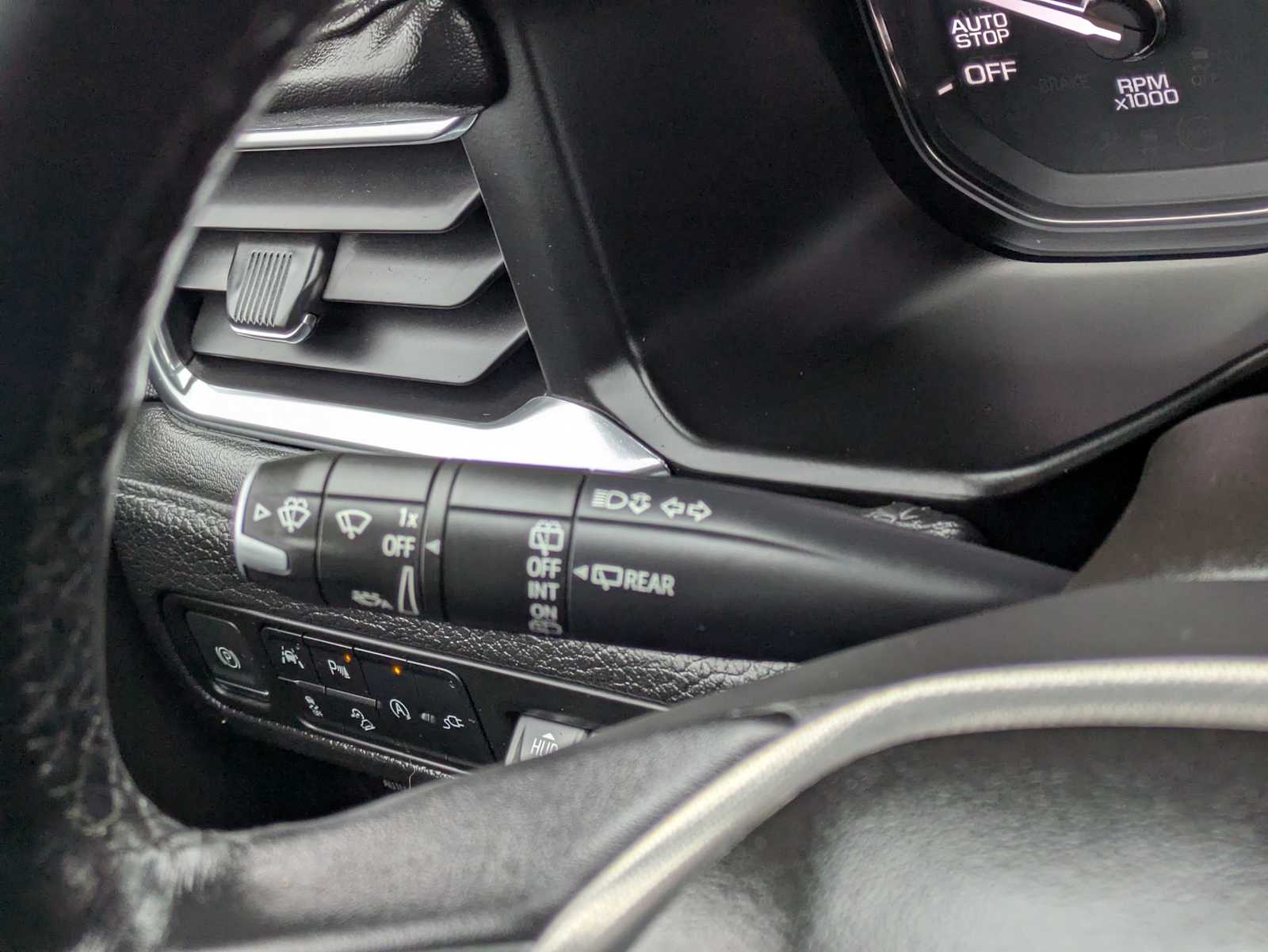 Thumbnail: 2021 GMC Yukon XL - 29