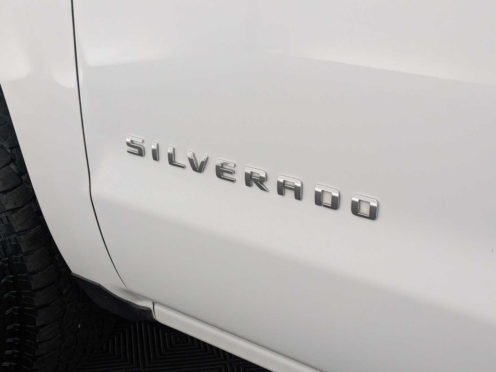 Thumbnail: 2017 Chevrolet Silverado 1500 - 13