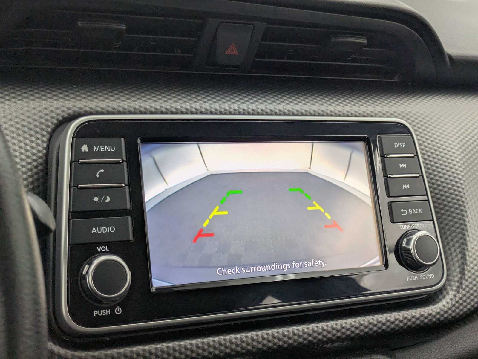 Thumbnail: 2018 Nissan Kicks - 28