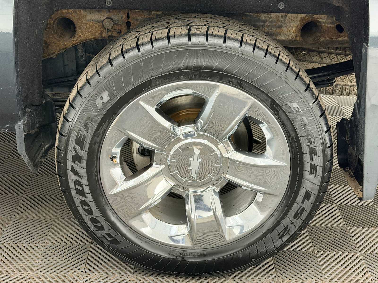 Thumbnail: 2018 Chevrolet Silverado 1500 - 15