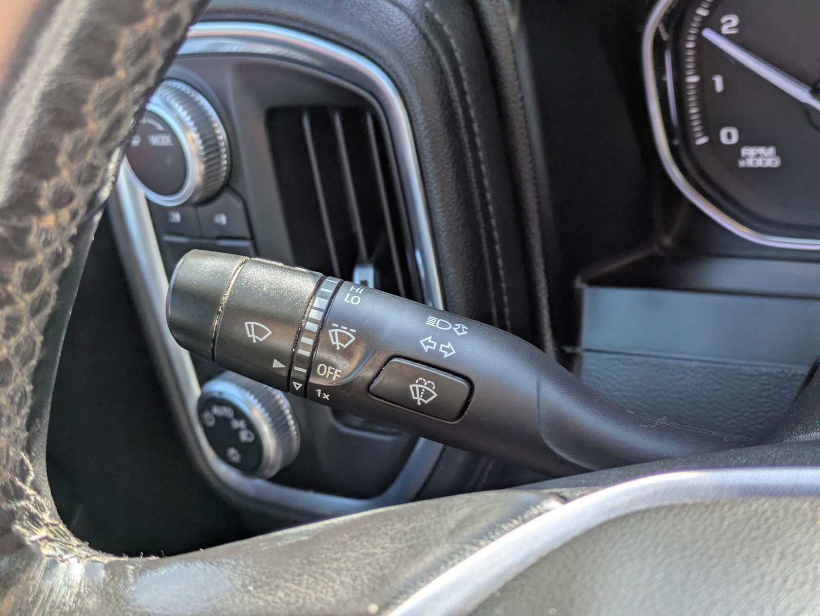 Thumbnail: 2021 GMC Sierra 3500 - 26