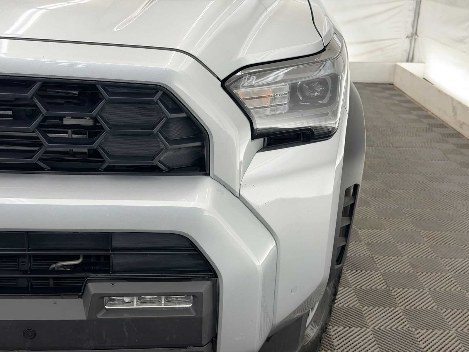 Thumbnail: 2025 Toyota 4Runner - 10