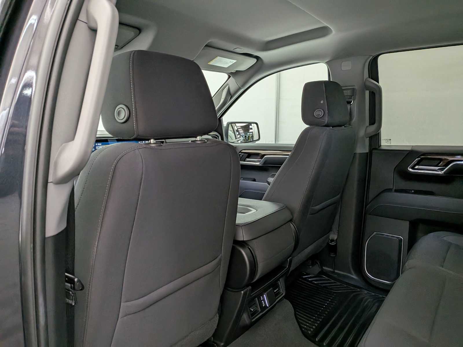 Thumbnail: 2022 Chevrolet Silverado 1500 - 21