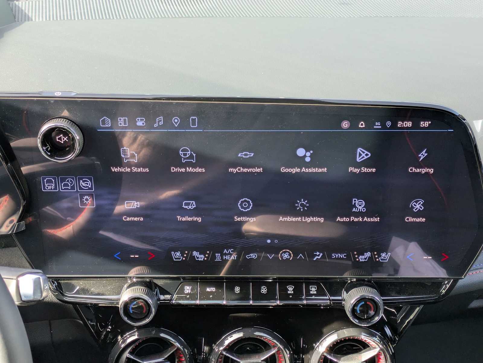 Thumbnail: 2026 Chevrolet Blazer EV - 28