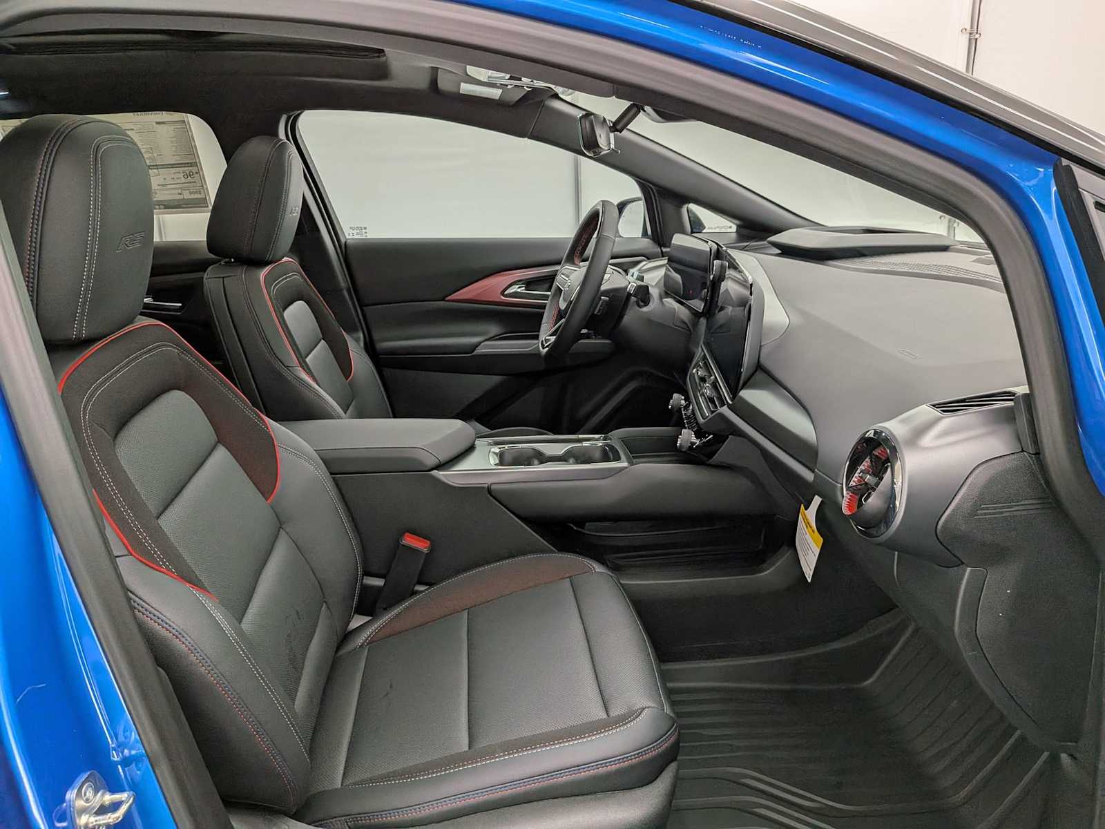 Thumbnail: 2026 Chevrolet Equinox - 23