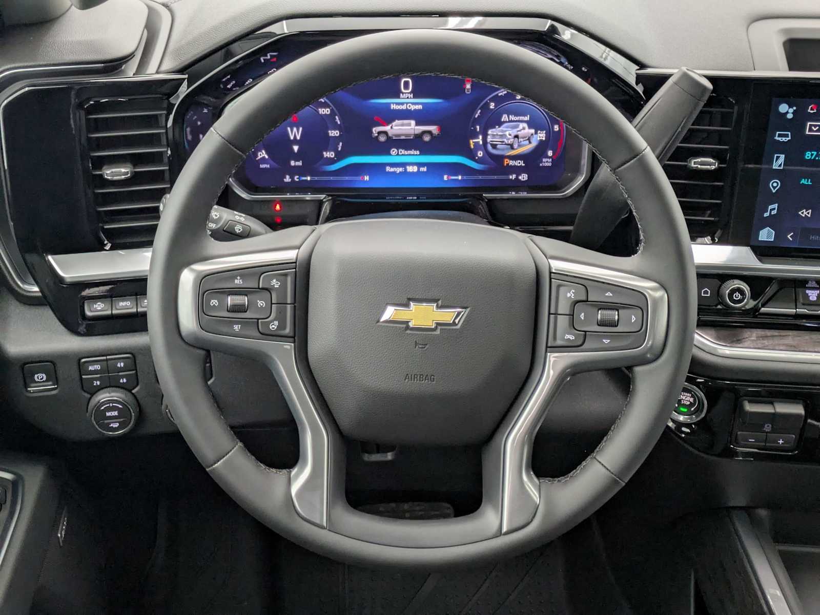 Thumbnail: 2026 Chevrolet Silverado 3500 - 26