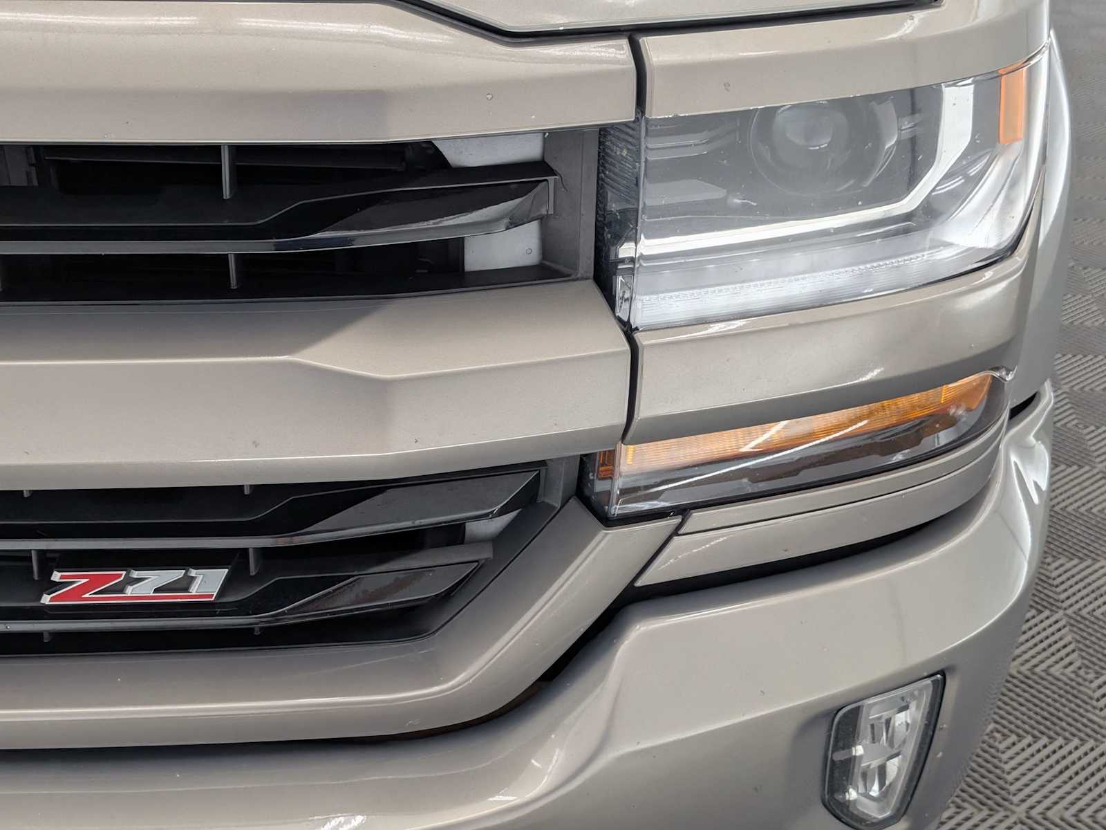 Thumbnail: 2017 Chevrolet Silverado 1500 - 10
