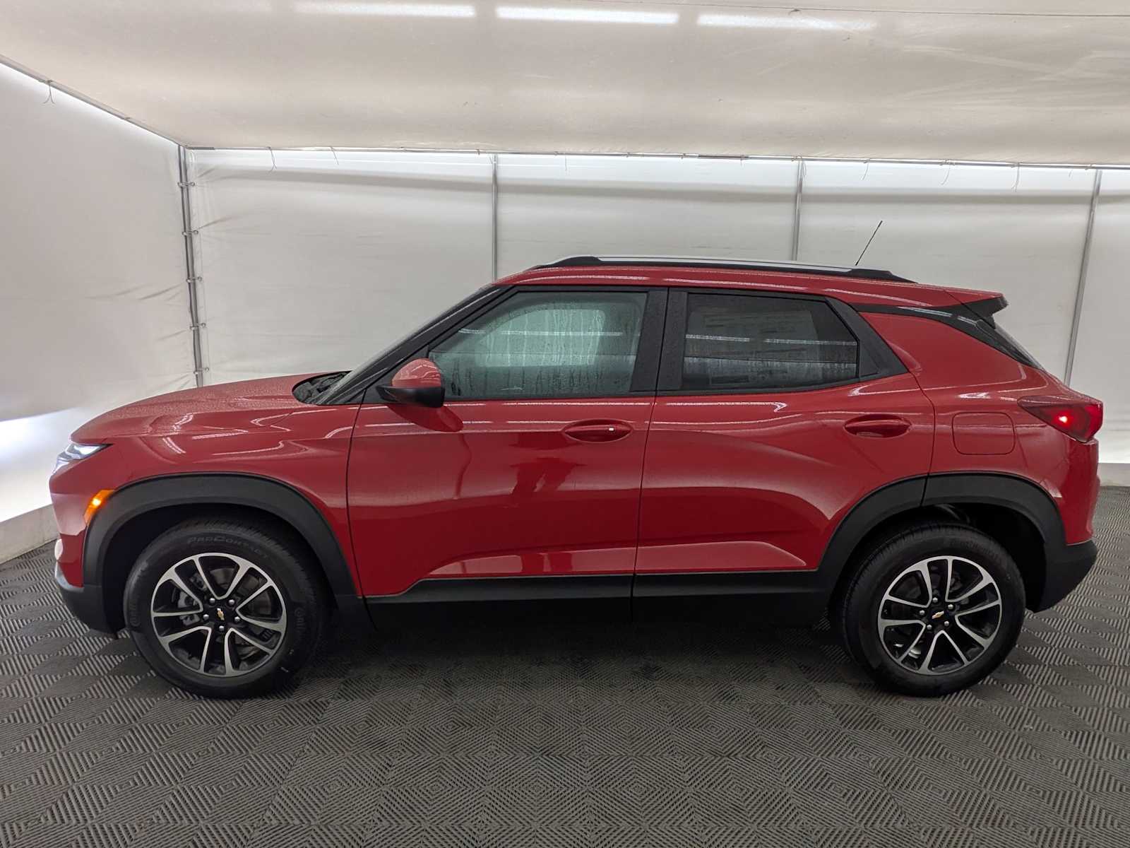 Thumbnail: 2026 Chevrolet TrailBlazer - 3