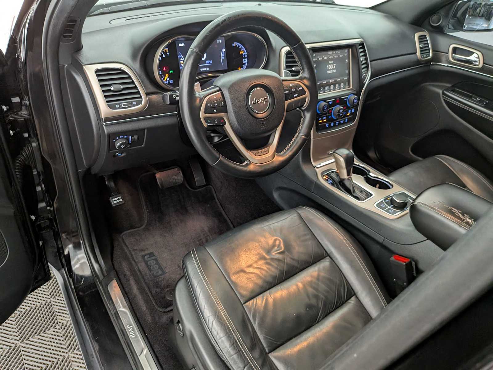 Thumbnail: 2016 Jeep Grand Cherokee - 2