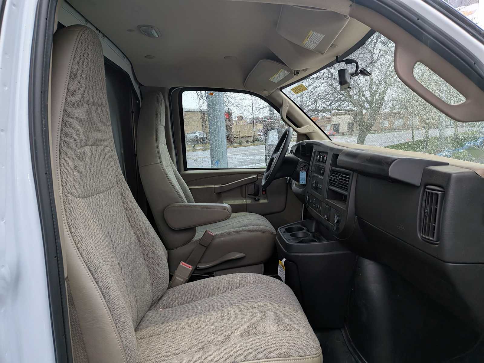 Thumbnail: 2024 Chevrolet Express - 16