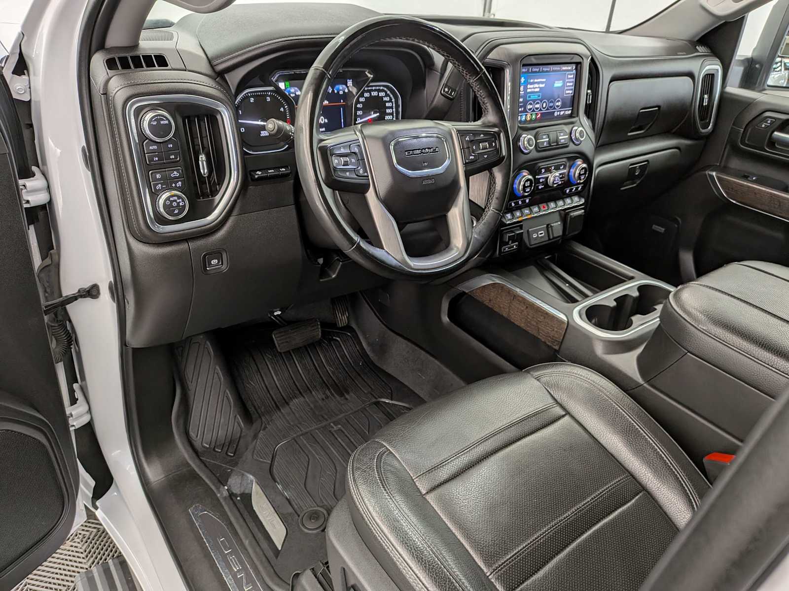 Thumbnail: 2023 GMC Sierra 3500 - 2