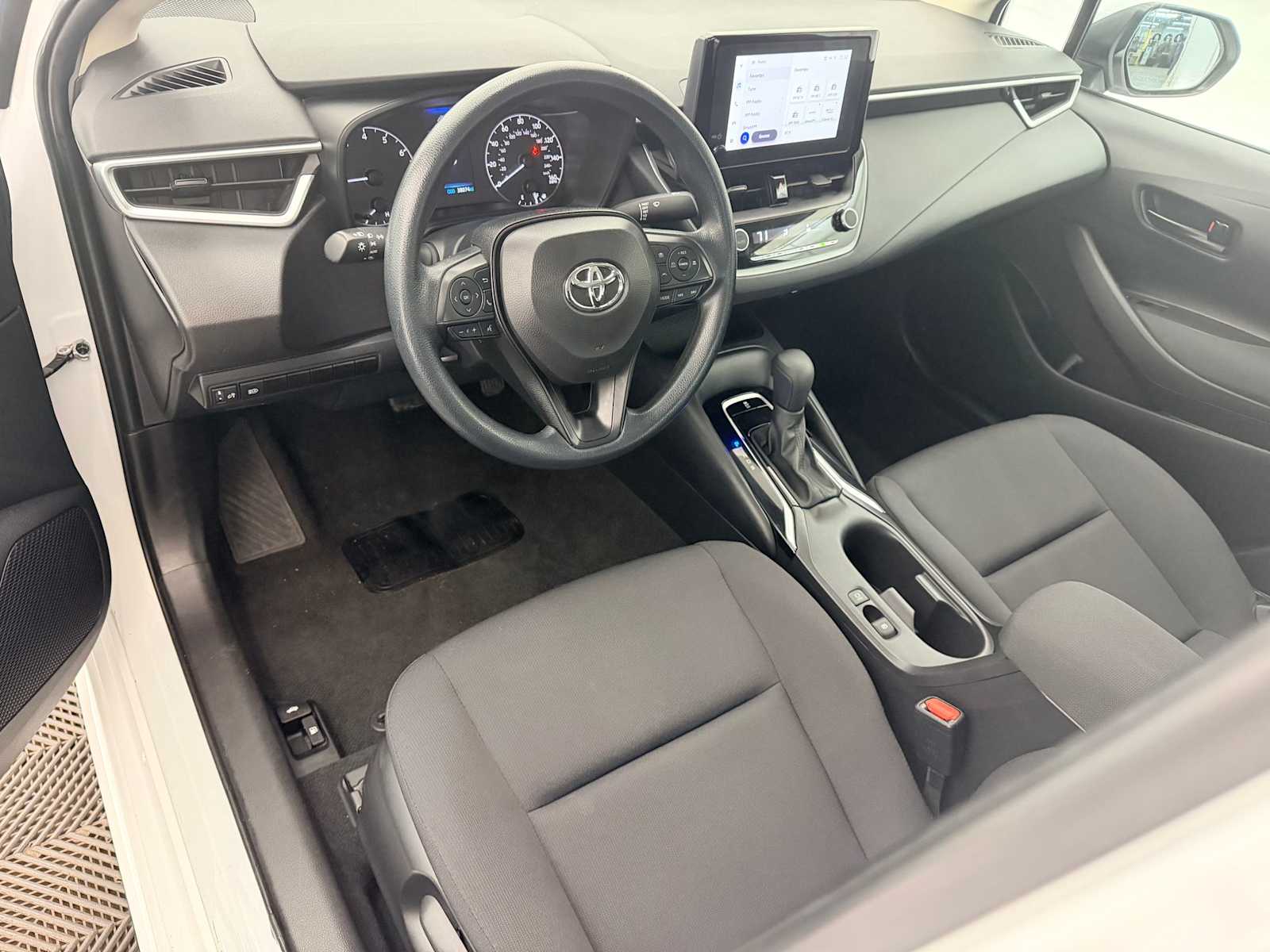 Thumbnail: 2024 Toyota Corolla - 2