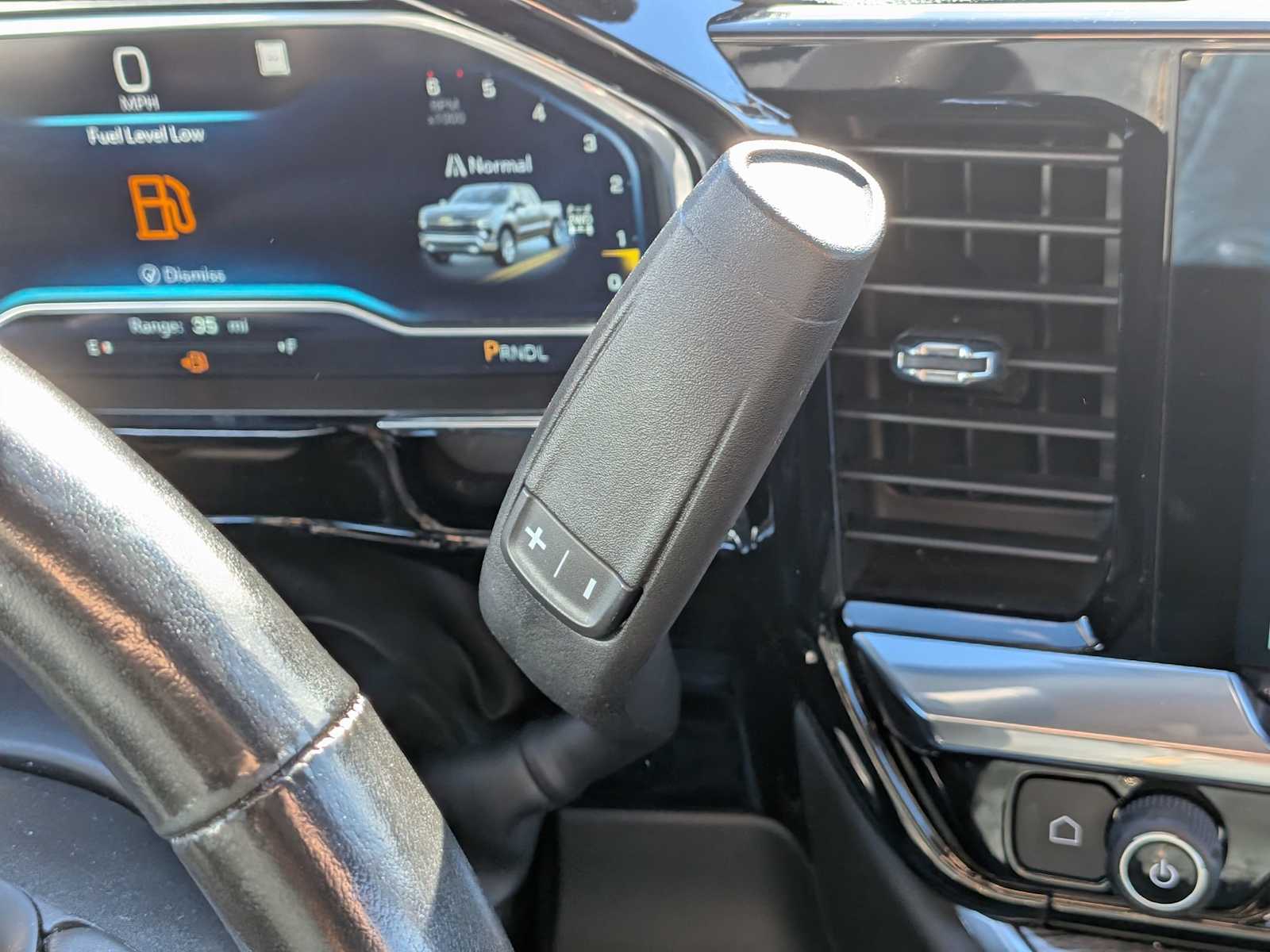 Thumbnail: 2022 Chevrolet Silverado 1500 - 32