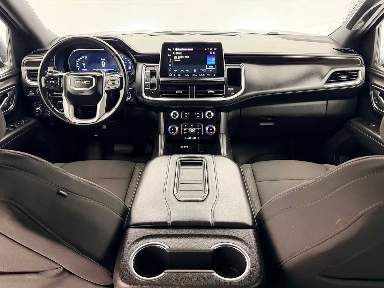 Thumbnail: 2024 GMC Yukon XL - 16