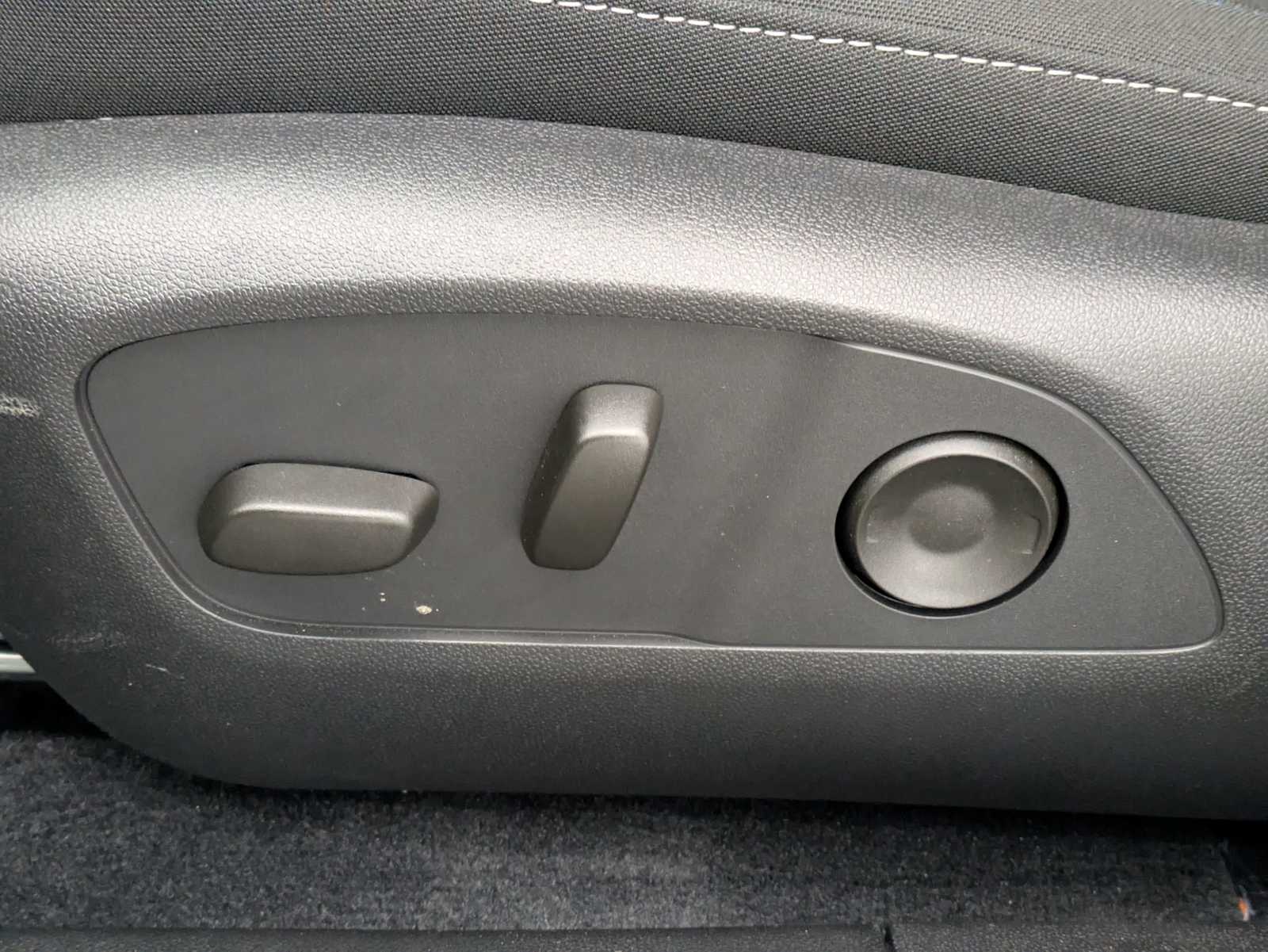 Thumbnail: 2026 Chevrolet Equinox - 17