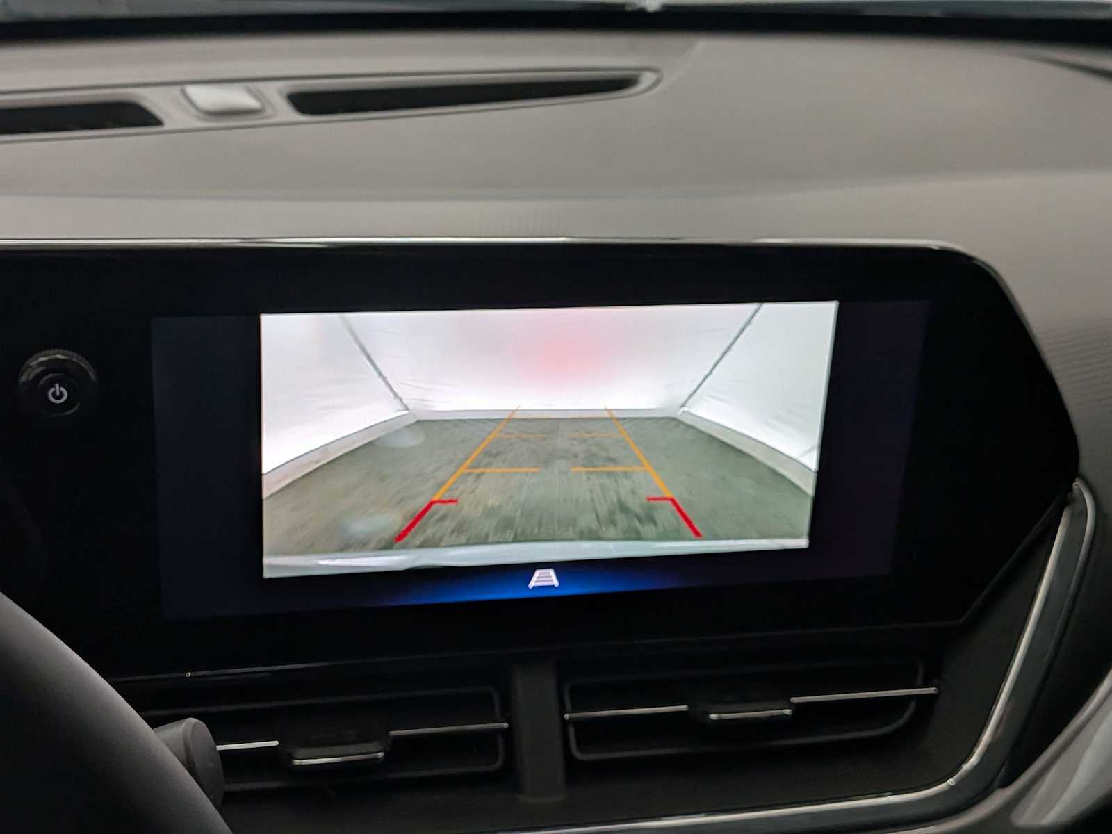 Thumbnail: 2025 Chevrolet Trax - 29