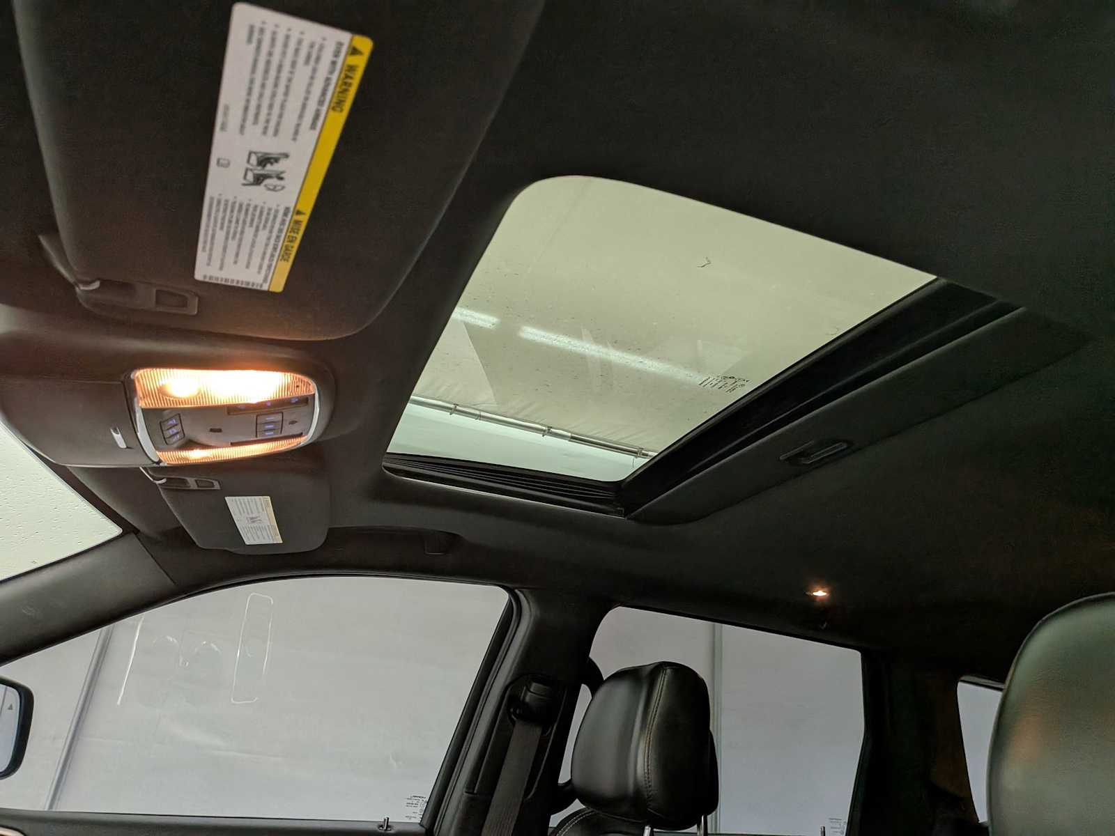 Thumbnail: 2016 Jeep Grand Cherokee - 21