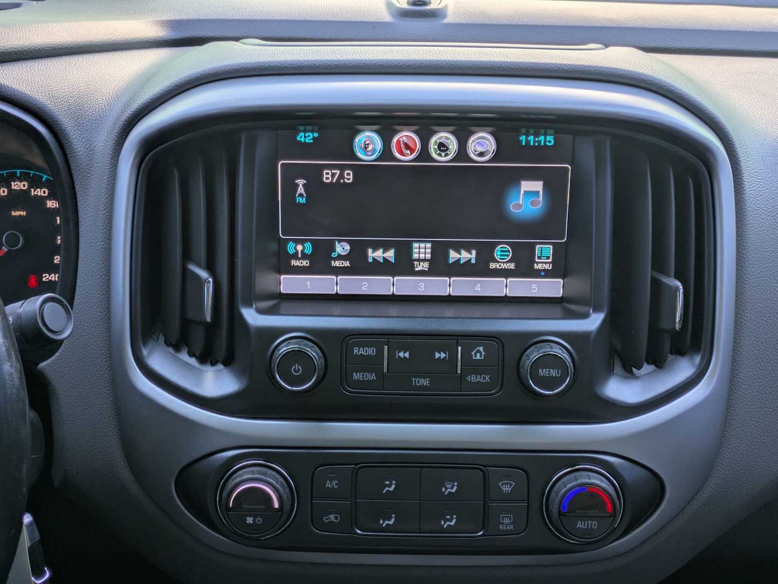 Thumbnail: 2017 Chevrolet Colorado - 28