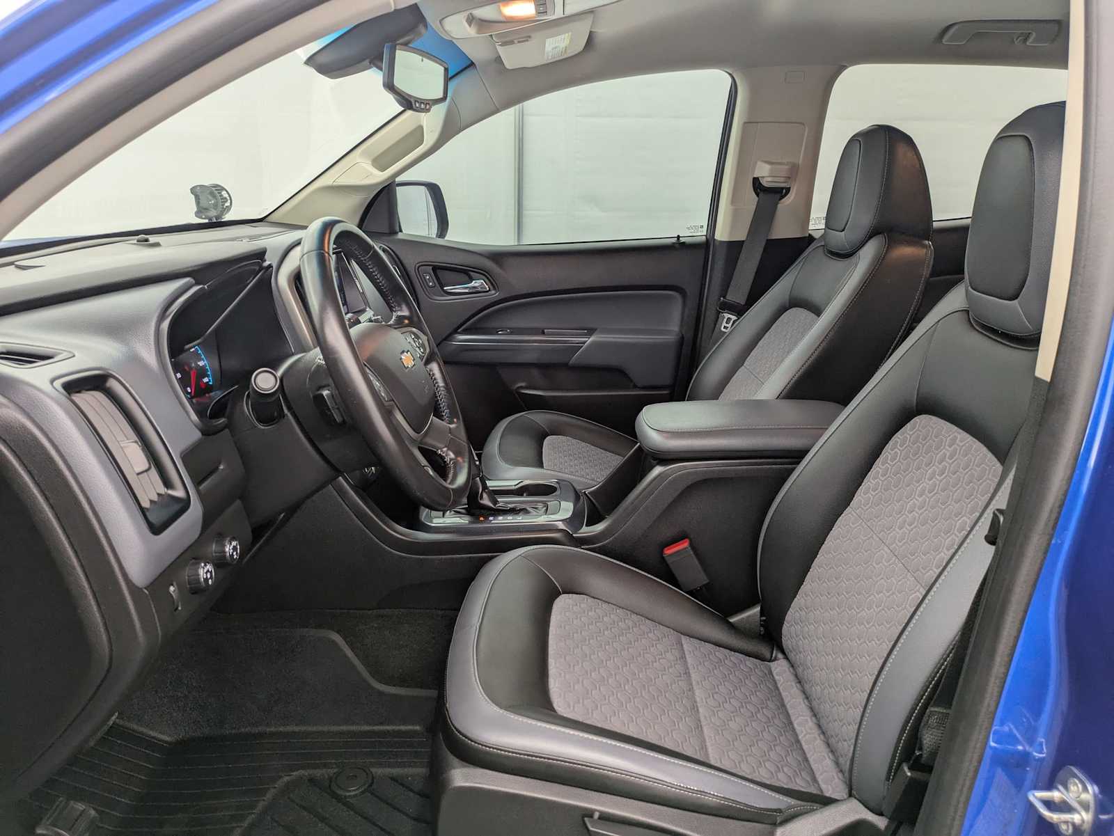 Thumbnail: 2018 Chevrolet Colorado - 16