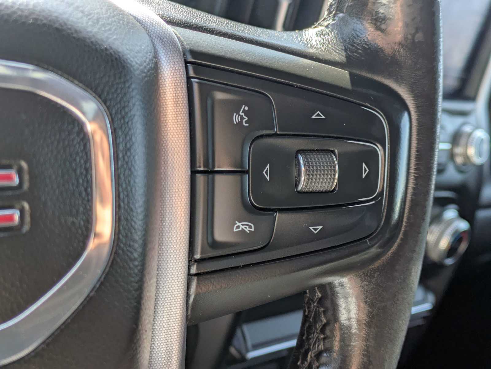 Thumbnail: 2021 GMC Sierra 3500 - 25