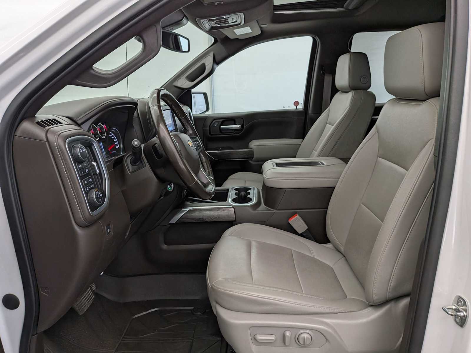 Thumbnail: 2021 Chevrolet Silverado 1500 - 18