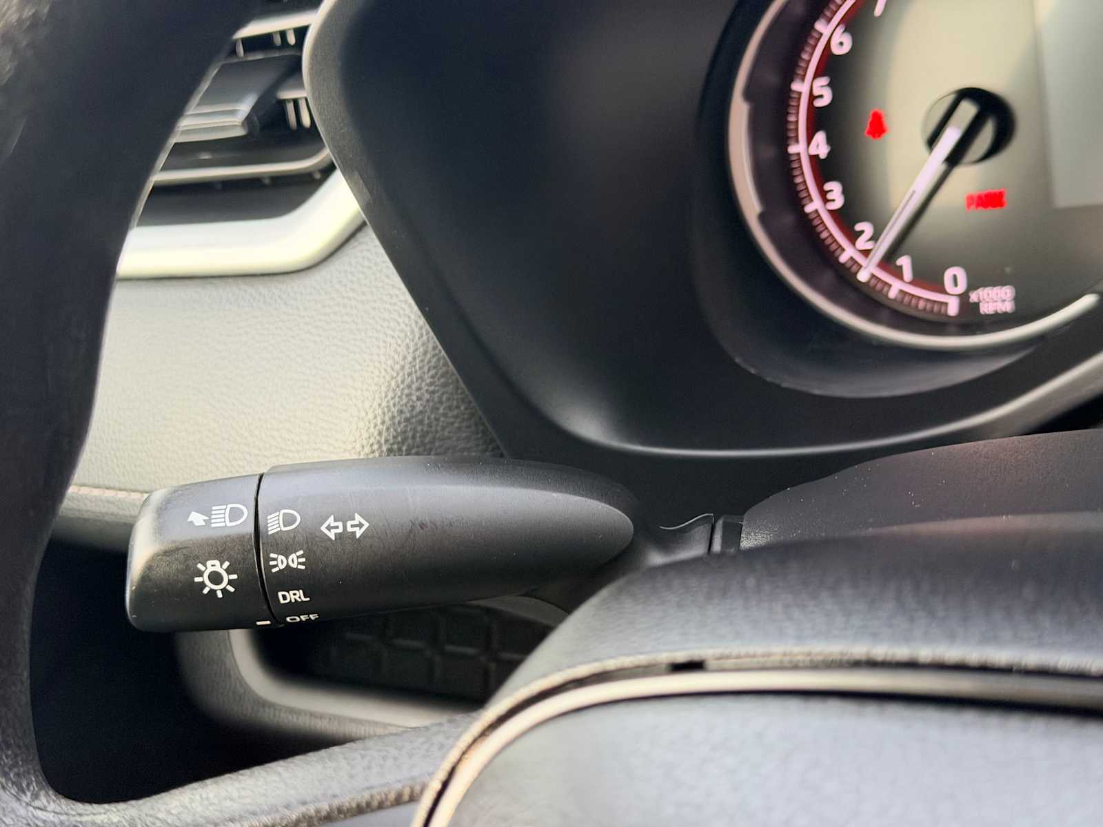 Thumbnail: 2025 Toyota RAV4 - 26