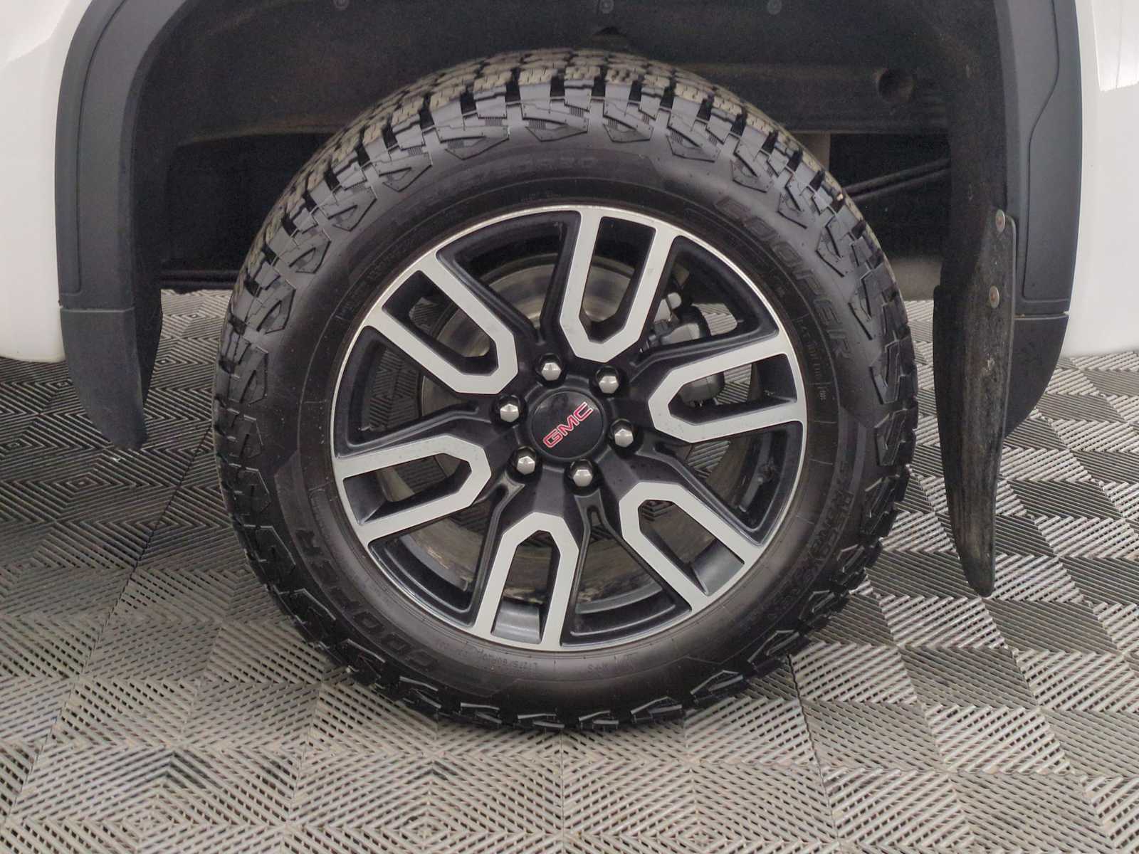 Thumbnail: 2025 GMC Sierra 1500 - 12